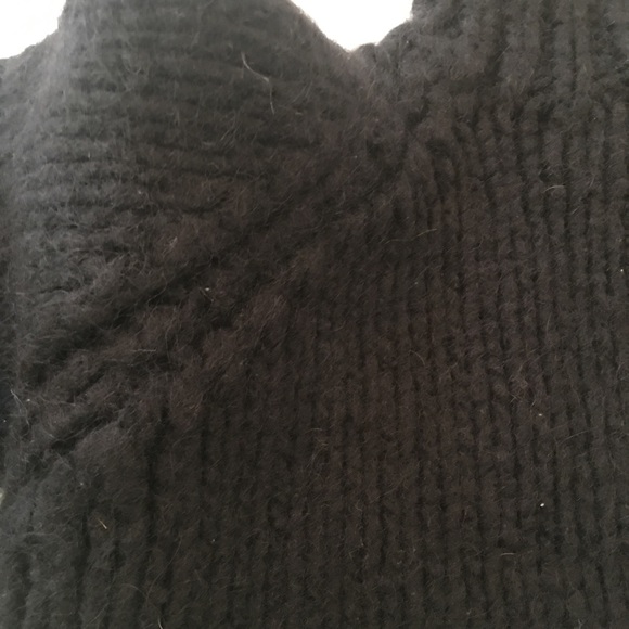 Hand knitted sweater - Picture 2 of 4